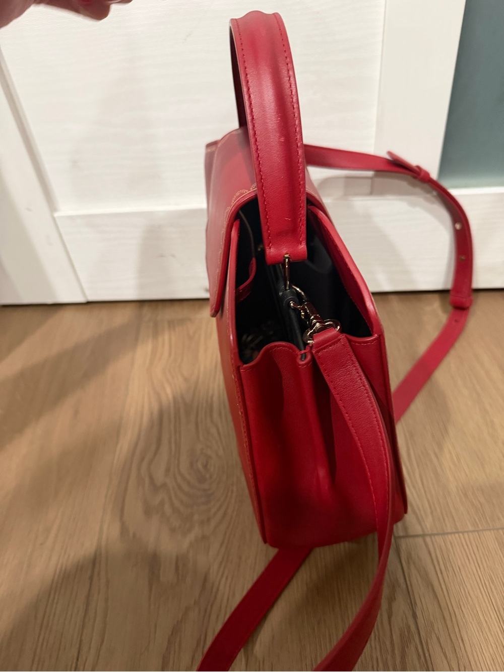 Cartier Red Leather Top-Handle Satchel with Gold Stitching - Picture 2 of 4